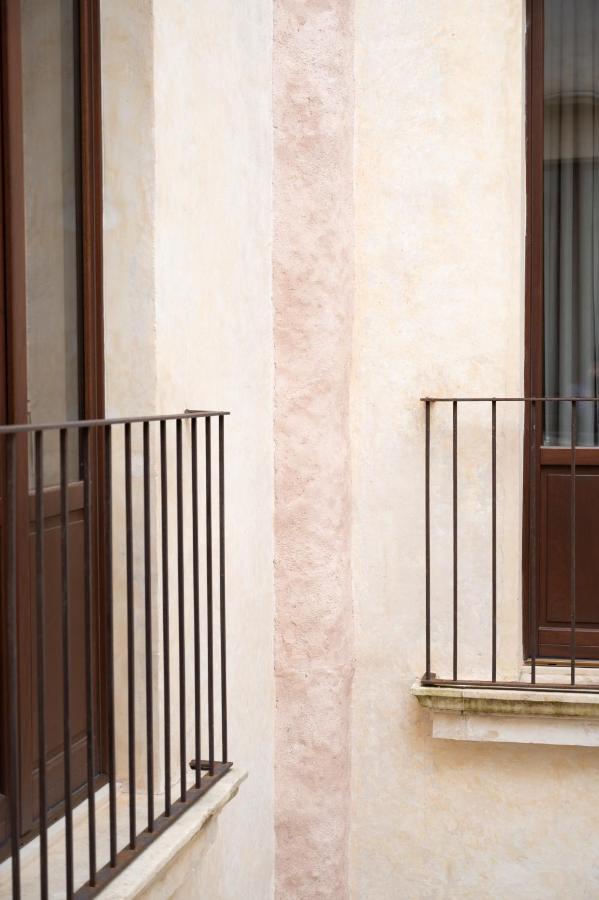 Palazzo Donna Titi Bed & Breakfast Nardo Bagian luar foto